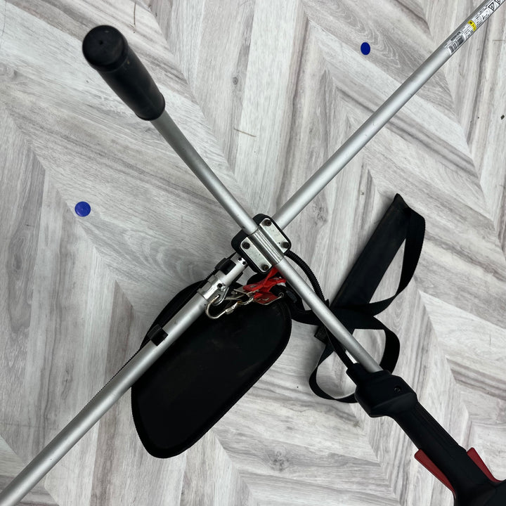 【店頭受取り限定】〇マキタ(makita) コードレス草刈機 MUR190SDZ 本体のみ 18V 【越谷店】