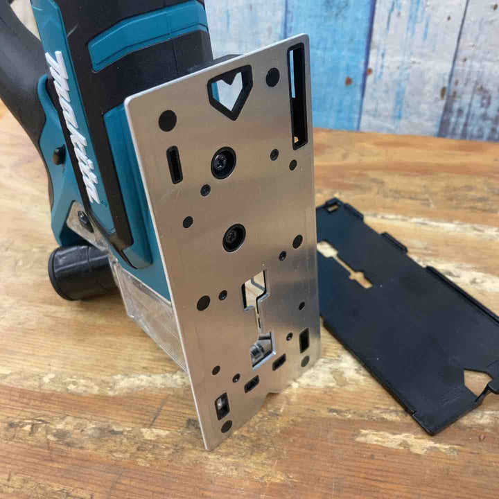 【美品】☆マキタ(makita) コードレスボードカッタ SD100DZ 10.8V 本体のみ【柏店】