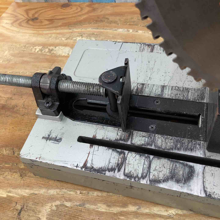 ☆マキタ(makita) 305mmチップソー切断機 LC1200【柏店】