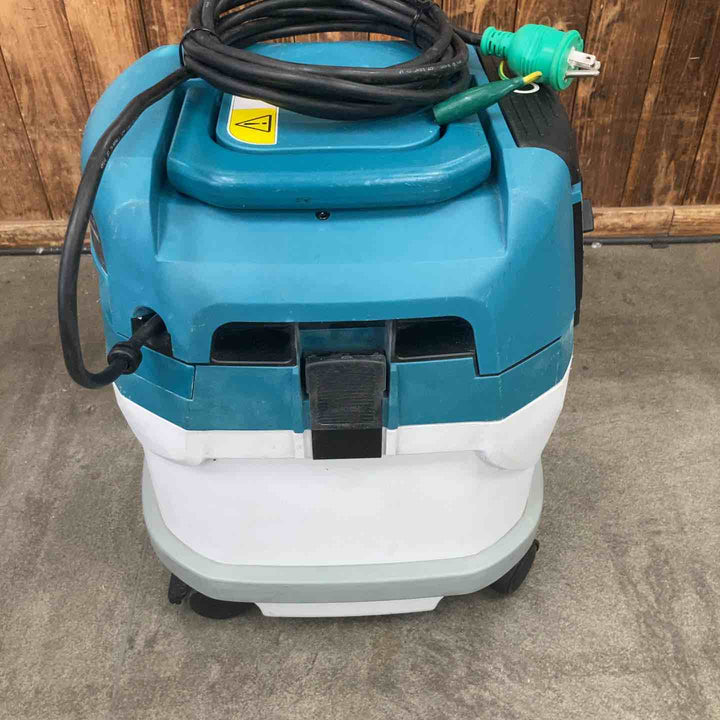 マキタ(makita) 集じん機 乾湿両用 VC1520【川崎店】