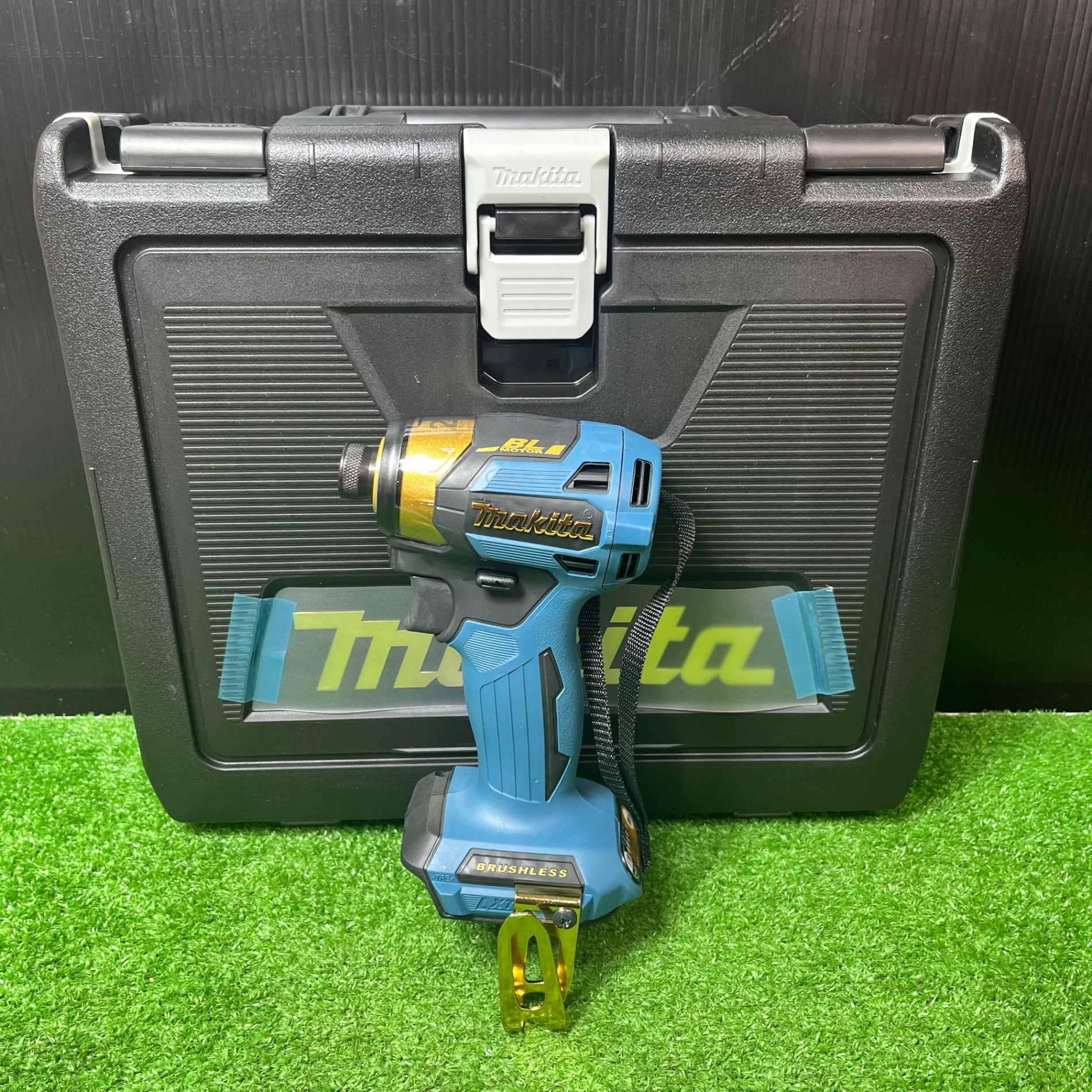☆マキタ(makita) コードレスインパクトドライバー TD173DGXPB LXT20