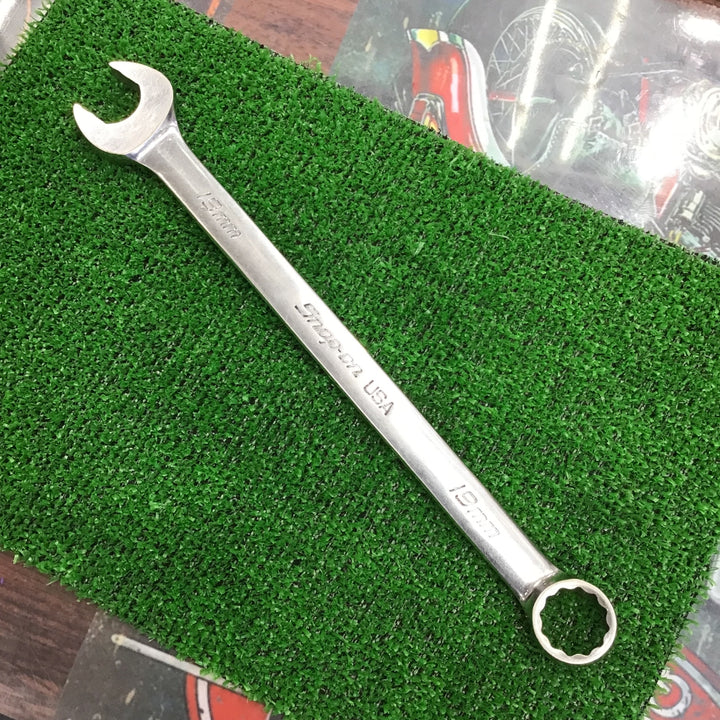 スナップオン 19mm コンビネーションレンチ ボックス/オープンエンド 15° スタンダードハンドル Flamk Drive Plus 【並行輸入】 SOEXM19【草加店】