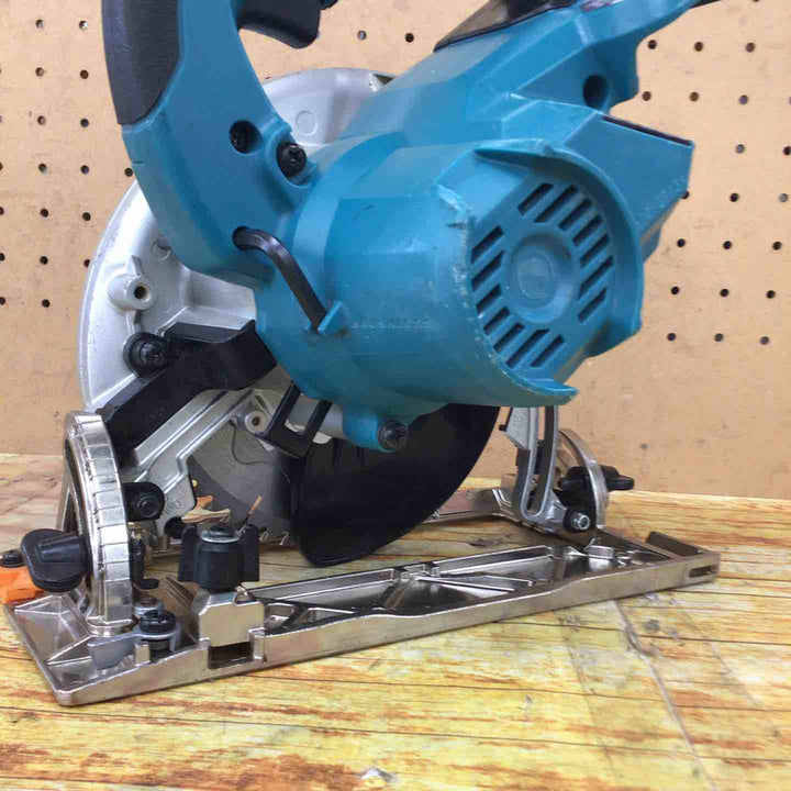 マキタ(makita) コードレス丸のこ HS631DZS【川崎店】