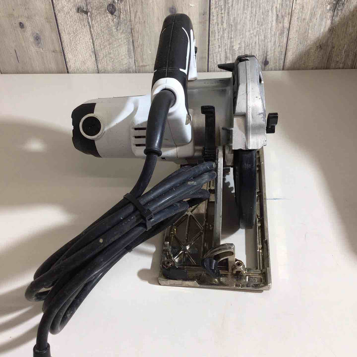☆マキタ(makita) 電子マルノコ 5732CW ※コード補修有、本体割れ有【戸田店】