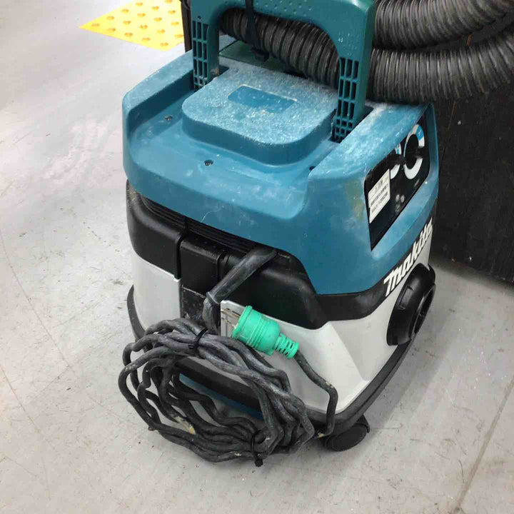 【シリ不明】マキタ 型式不明 ホース付き ※連動故障 集じん機【戸田店】