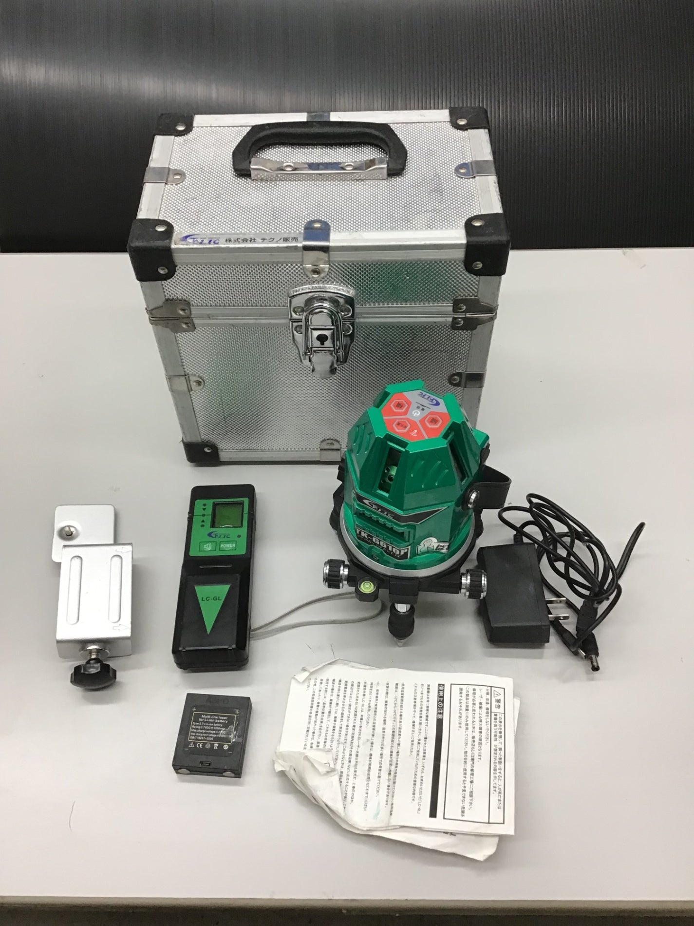 テクノ販売 LTK-G310P グリーンレーザー墨出し器【野田愛宕店】【店頭 