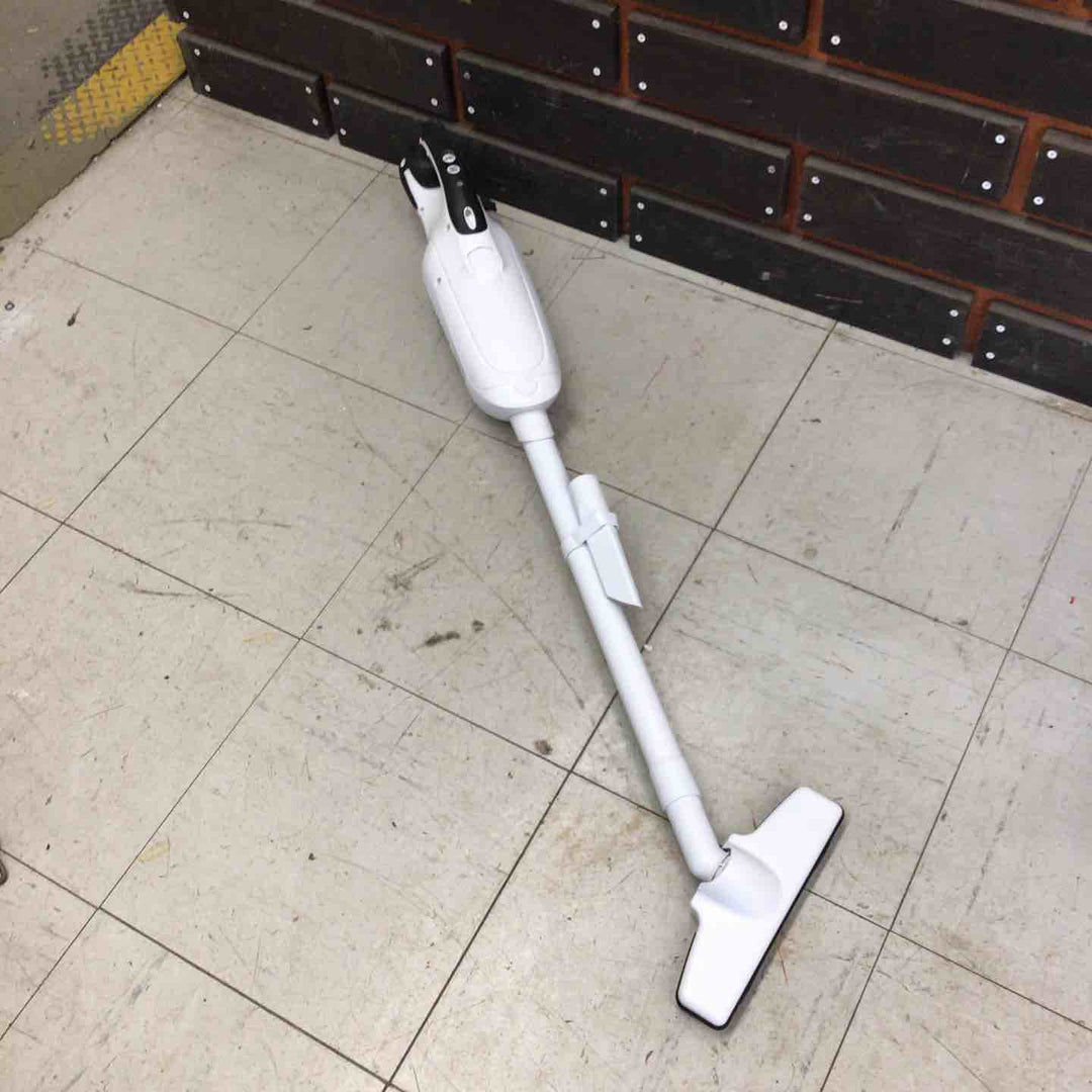 【中古品】 マキタ/makita コードレスクリーナ 18V CL182FDZW 【鴻巣店】