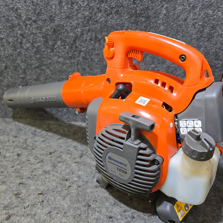 【中古品・発送可!】ハスクバーナ・ゼノア(Husqvarna) エンジンブロワ 125B ノズル付き!【桶川店】