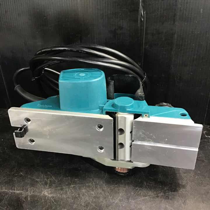 ☆マキタ(makita) 電気カンナ KP0800A 研磨式【草加店】