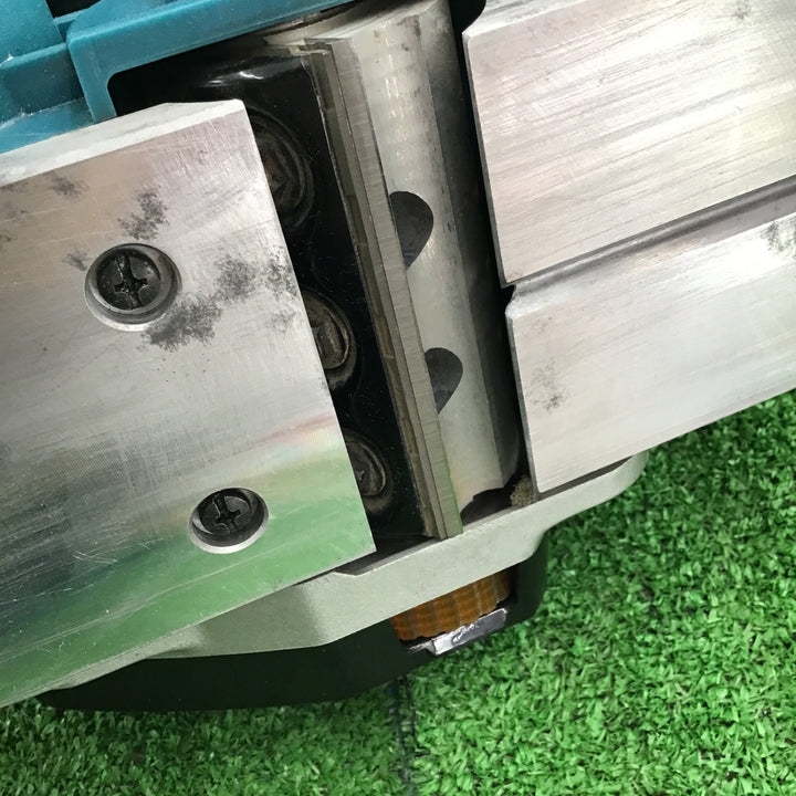☆マキタ(makita) 電気カンナ KP0800ASP 替刃式 コード削れあり【桶川店】