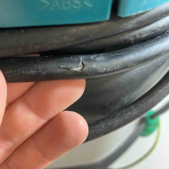 ★マキタ(makita) 集じん機 乾式 484(P)【戸田店】