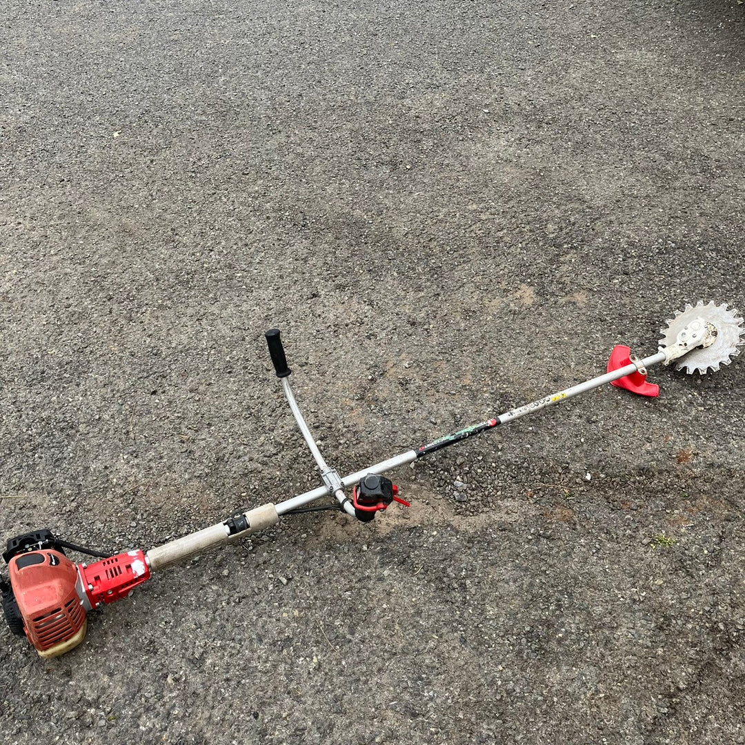 【店頭受取り限定】 ゼノア ZENOAH SGCZ231ST-L-EZ エンジン揺動式草刈機 バリカン式 【柏店】