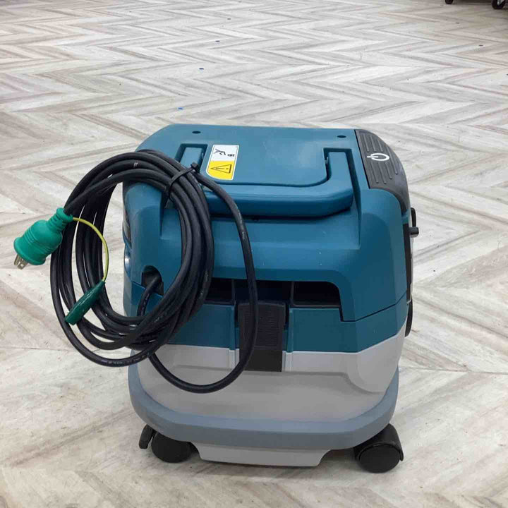 ★マキタ(makita) 集じん機 乾湿両用 VC0820【越谷店】