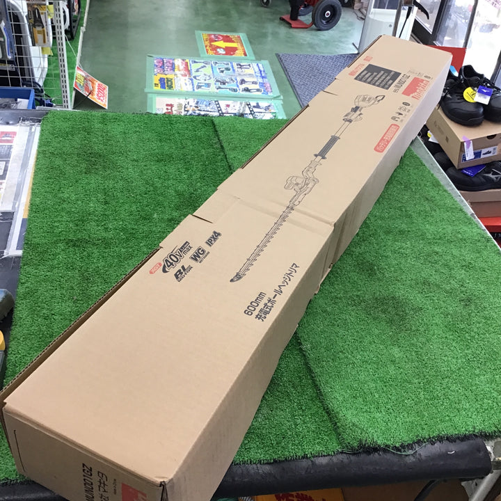 マキタ 40Vmax 充電式ポールヘッジトリマ  MUN001GZ 本体のみ【桶川店】