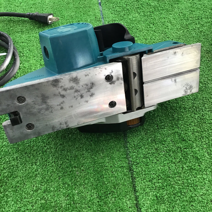 ☆マキタ(makita) 電気カンナ KP0800ASP 替刃式 コード削れあり【桶川店】