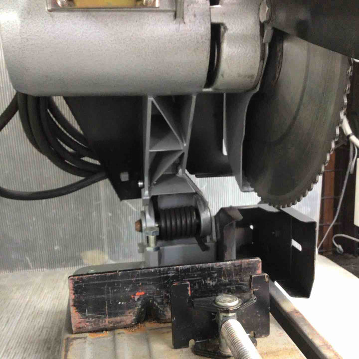 ◇新ダイワ(Shindaiwa) 308mmチップソーカッター LA120-C【草加店】