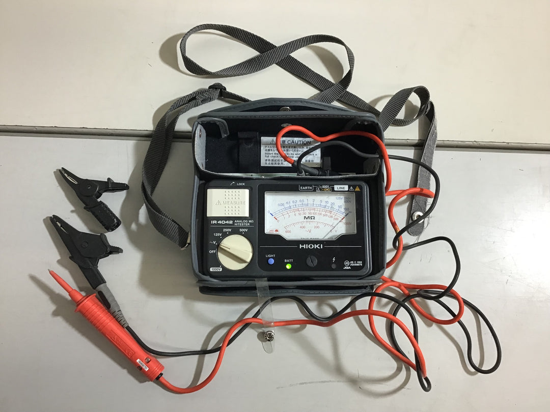 【中古品】〇HIOKI(日置電機) IR4042-10 絶縁抵抗計 4レンジ アナログメグオームハイテ【戸田店】