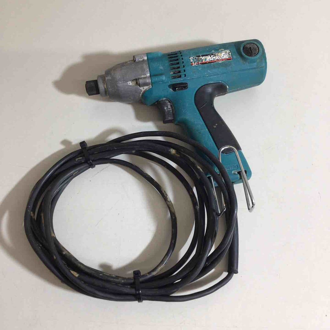 ◇マキタ(makita) インパクトドライバ 6952【戸田店】