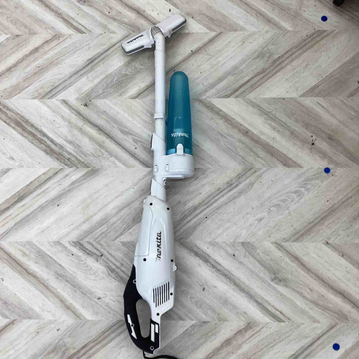 ◇マキタ(makita) コードレスクリーナ CL282FDZCW【越谷店】