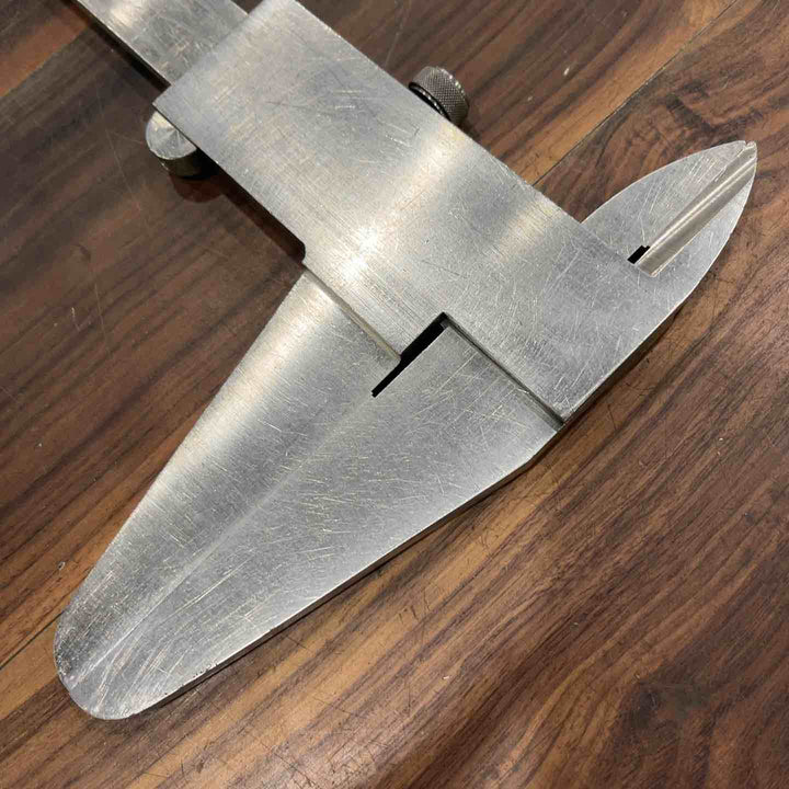 ミツトヨ ノギス 1000mm 1m 内側用測定面(クチバシ)に欠けあります【川口店】