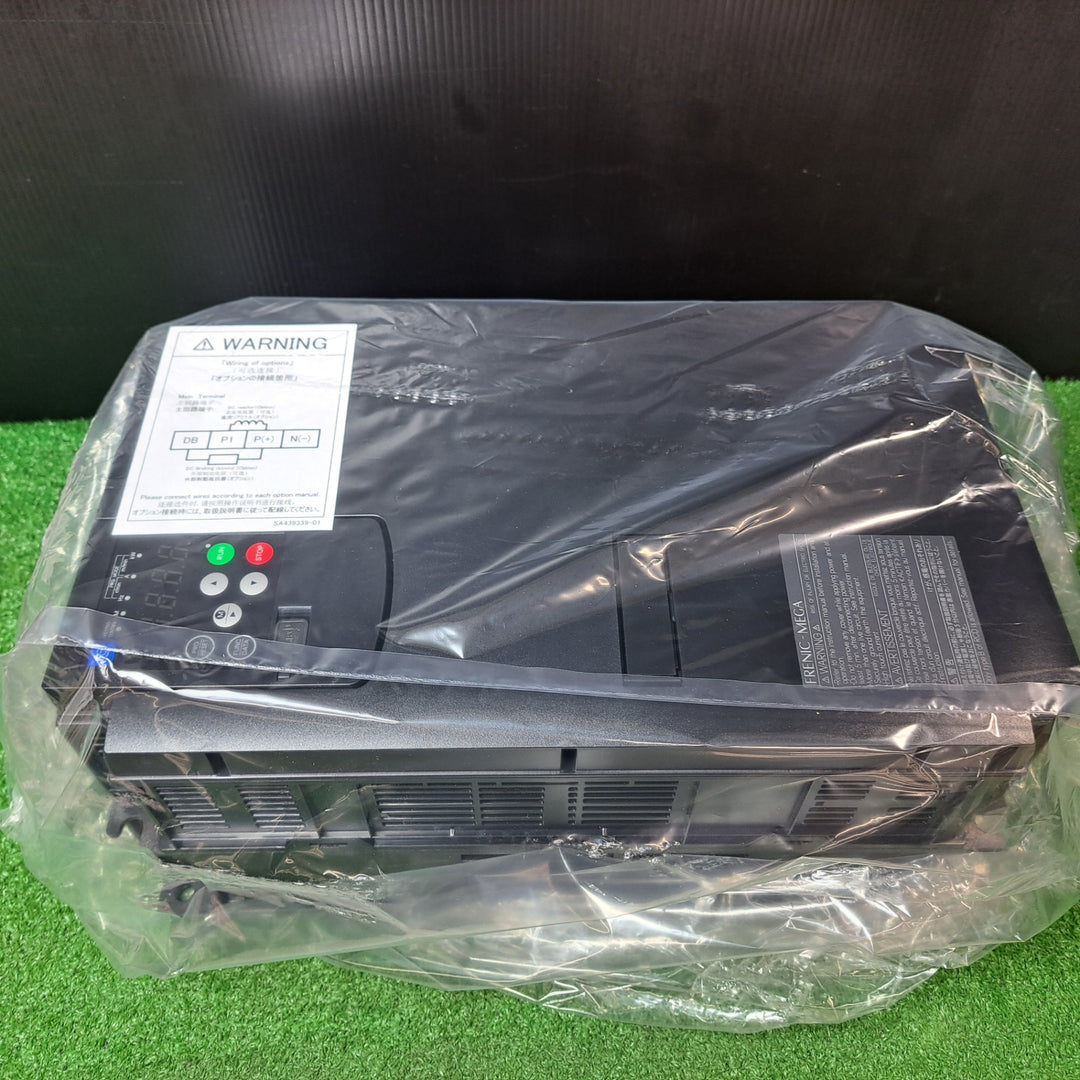 富士電機 インバータ 200V仕様 FRN18.5G2S-2J【岩槻店】