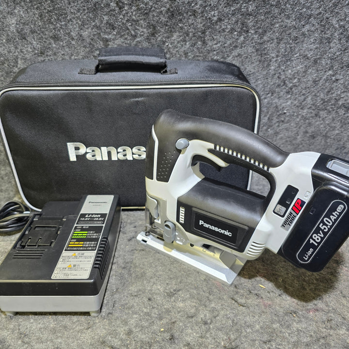【中古品・18V 5.0Ahバッテリ1個、充電器、ケース付き!】パナソニック(Panasonic) コードレスジグソー EZ4550-H グレー【桶川店】