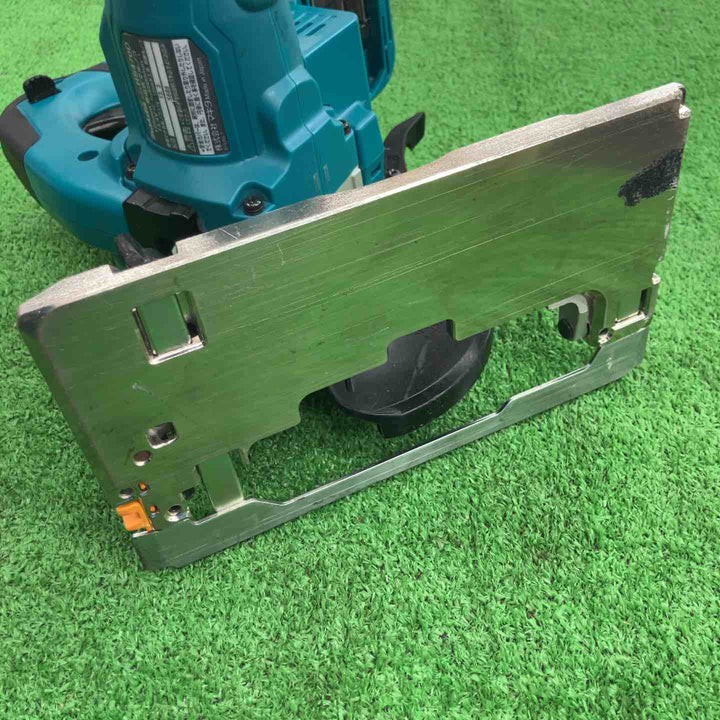 【中古品】 マキタ/makita コードレス丸のこ・HS470DZ 【桶川店】