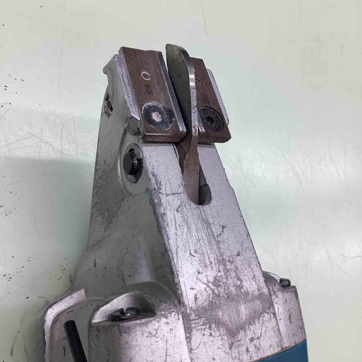 ◇マキタ(makita) コードレスストレートシャー JS160DZ【草加店】