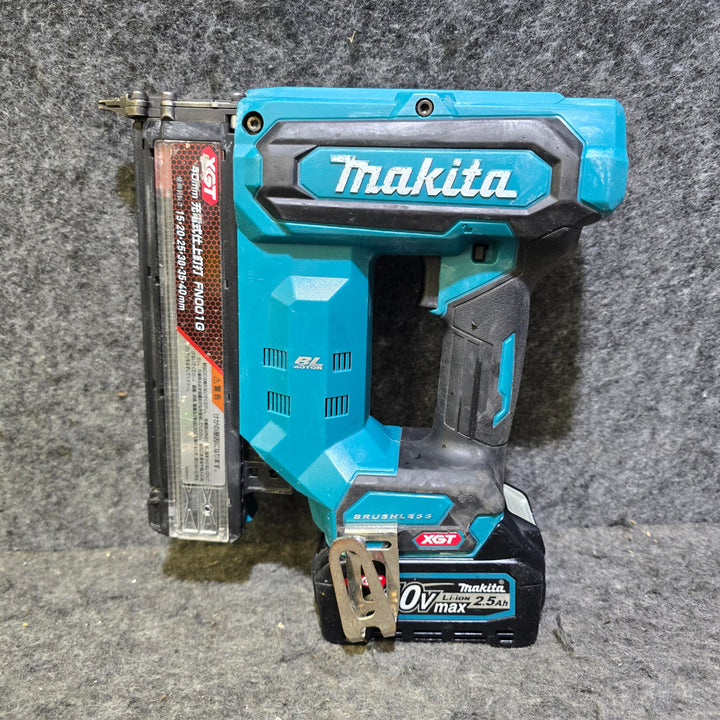 【中古品・40V 2.5Ahバッテリ付き!】マキタ(makita) コードレスフィニッシュネイラ FN001GZ【桶川店】