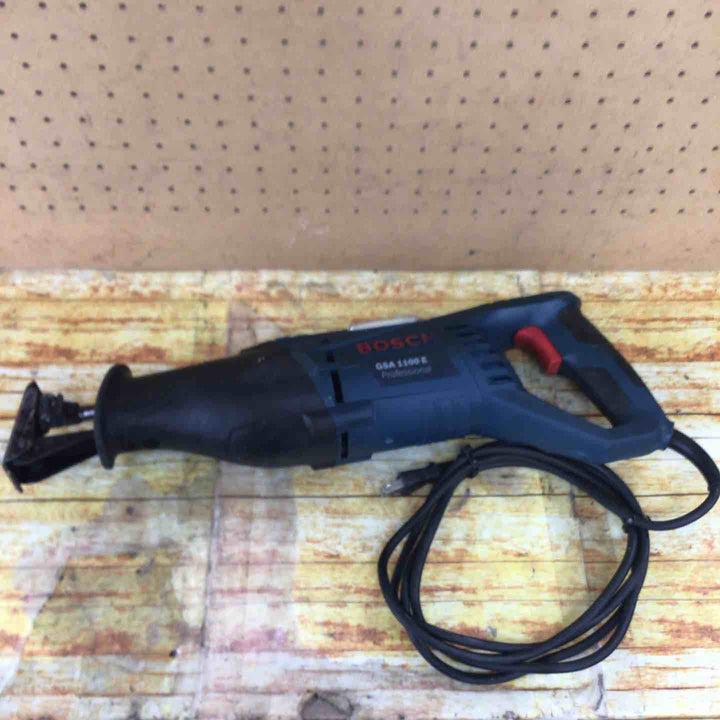 ボッシュ(BOSCH) セーバーソー GSA1100E【川崎店】