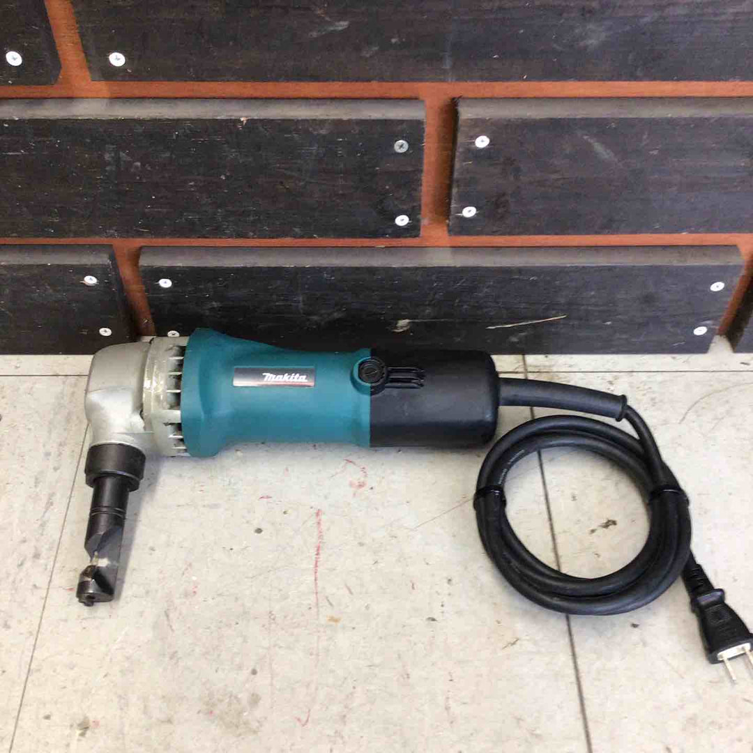 【中古品】 マキタ/makita ニブラ JN1601 【鴻巣店】