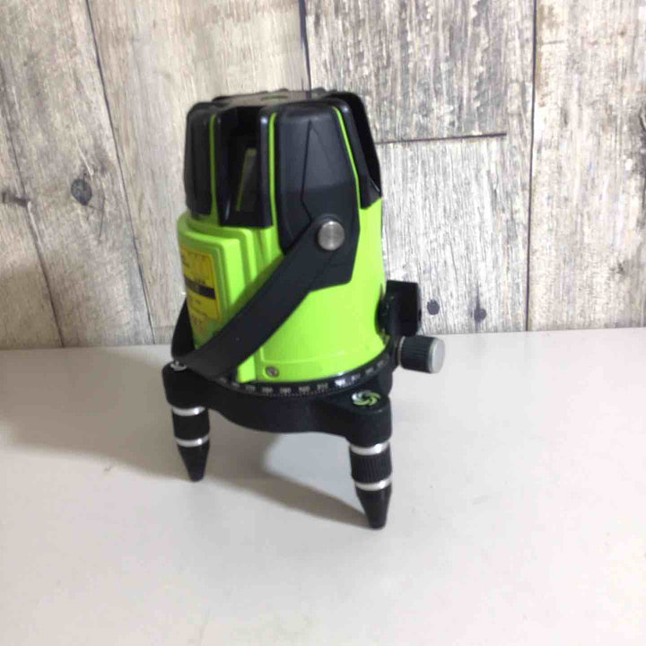 ◇フクダ(FUKUDA) グリーンレーザー墨出し器 EK-400GX【戸田店】