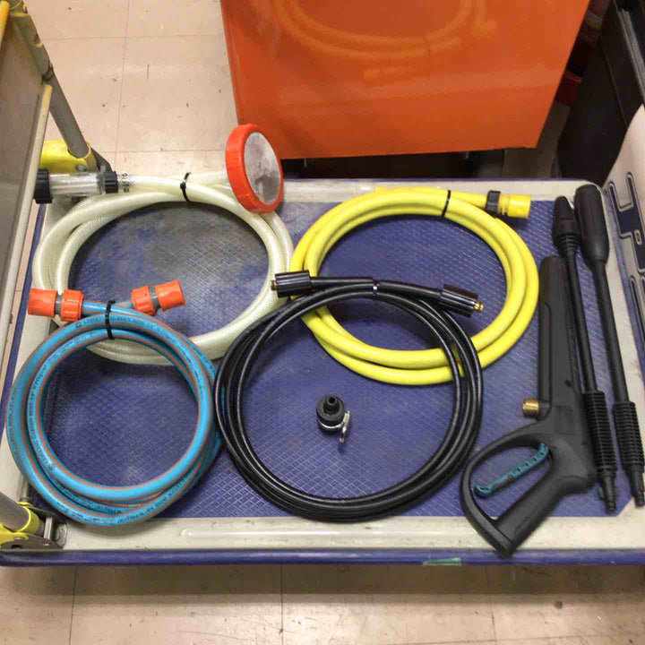 ★マキタ(makita) コードレス高圧洗浄機 MHW080DZK【草加店】