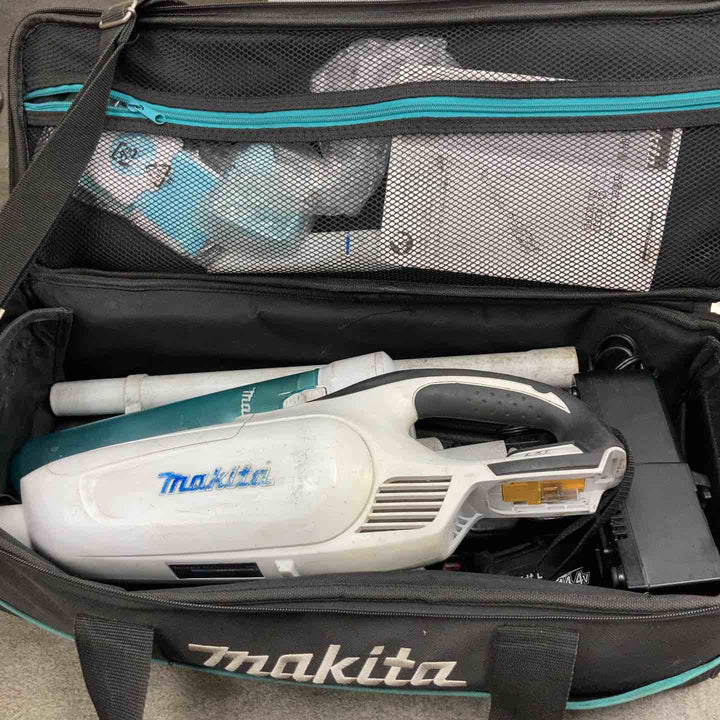 ★マキタ(makita) コードレスクリーナー CL142FDRFW【川崎店】