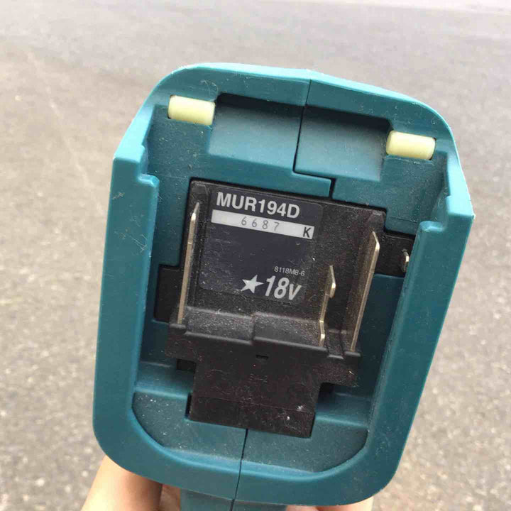 【店頭受取り限定】◇マキタ(makita) コードレス刈払機 MUR194DZ ループハンドル【八潮店】