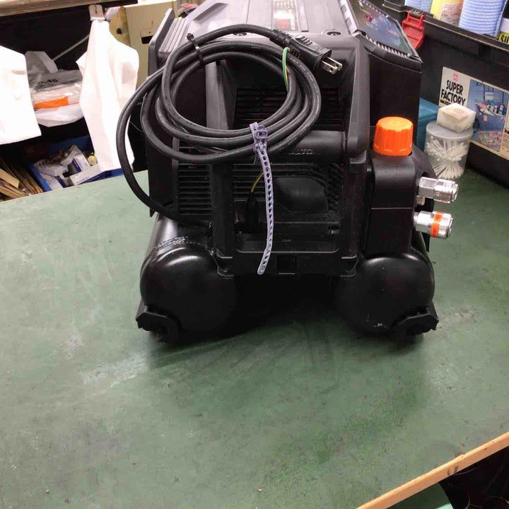 ★マックス(MAX) エアコンプレッサー AK-HH1310E_ブラック【戸田店】