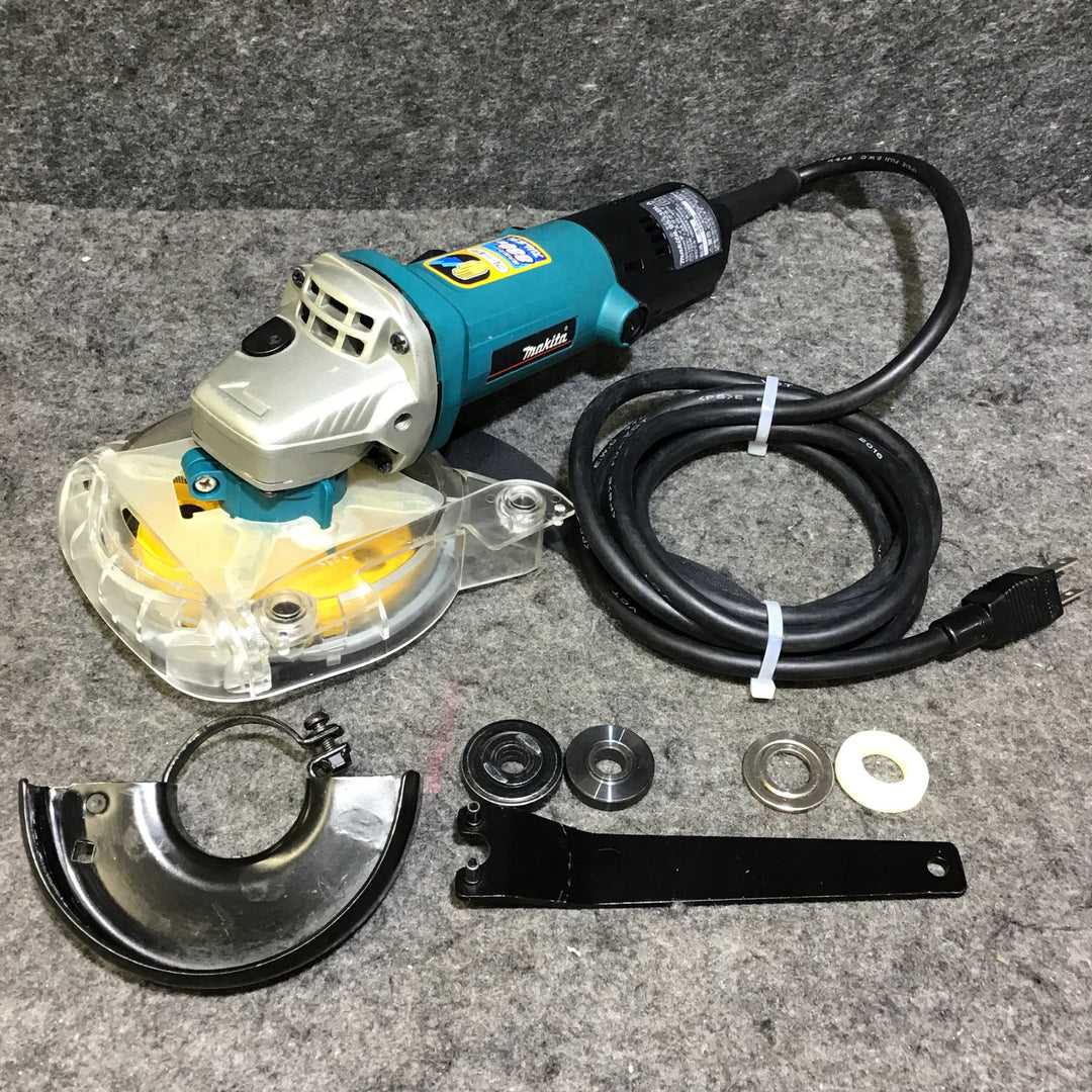 【中古】 マキタ makita  100mmディスクグラインダ 9533BLA 低速高トルク ブレーキ付 9533BLA 集じんアタッチメントセット! 【桶川店】