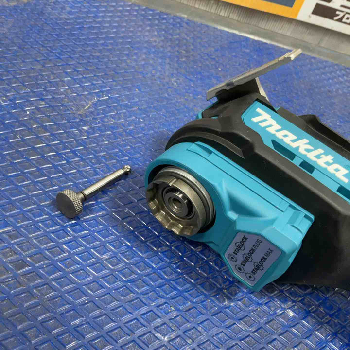 ★マキタ(makita) コードレスマルチツール TM52DRG【草加店】