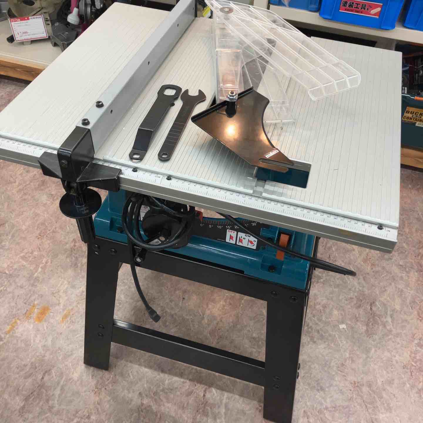 店頭受取り限定】☆マキタ(makita) マルノコ盤 2703 台座付き【所沢店 