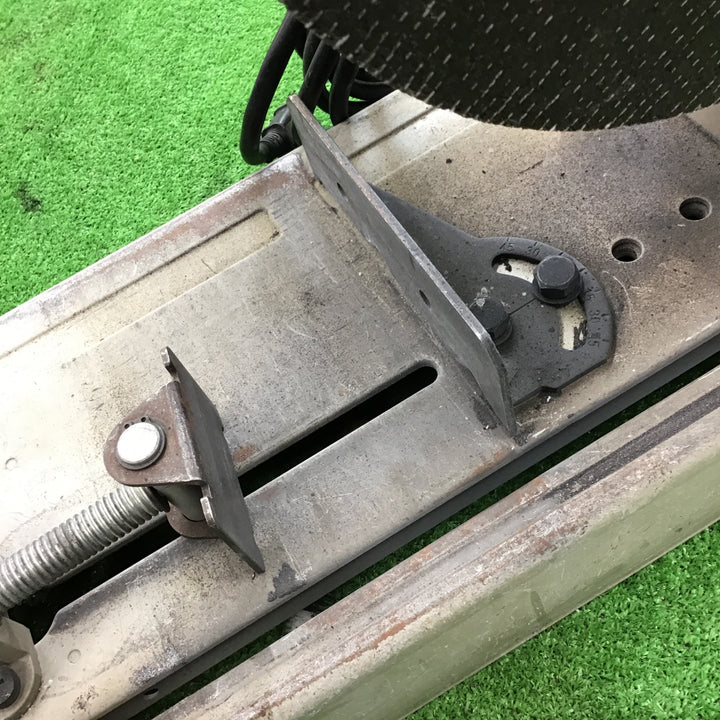 ☆マキタ(makita) 切断機 LW1401【桶川店】