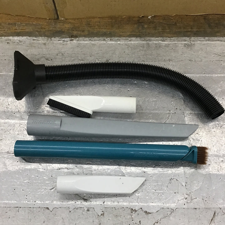 〇マキタ(makita) コードレス掃除機(充電式クリーナー) CL121DSH【所沢店】