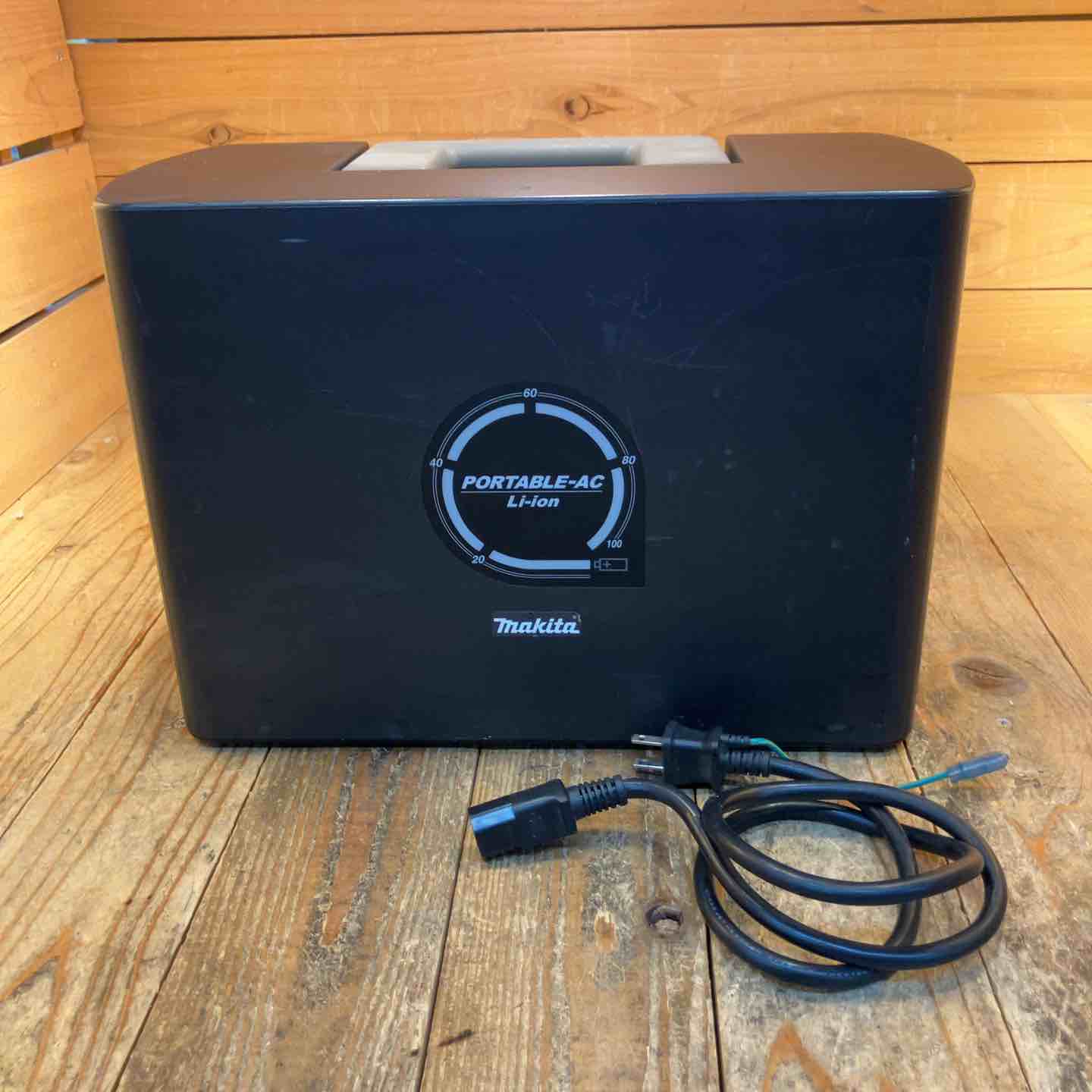 中古】マキタ ポータブル電源 PAC100【所沢店】 – アクトツール