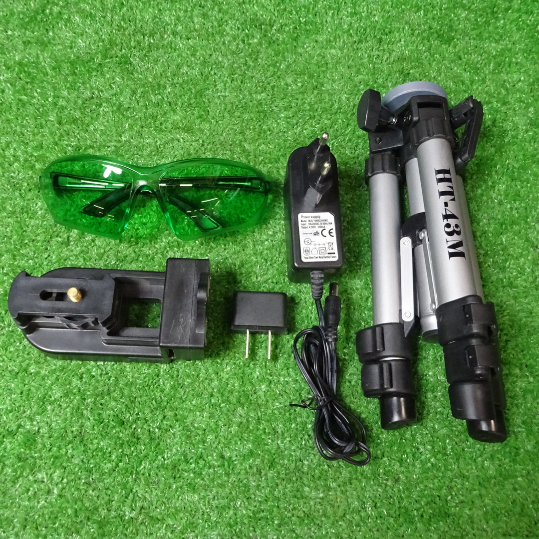 ヨーロッパ測量メーカーADA グリーン レーザー墨出し器 円錐ミラー トップライナー3×360°  フルライン 4V4HD【岩槻店】