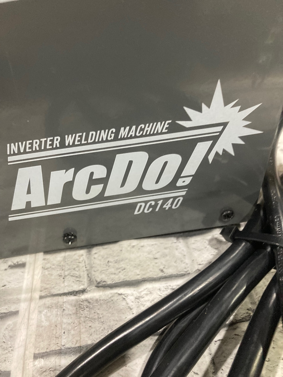 ▼SUZUKID インバーター溶接機 SAD-140C【川口店】