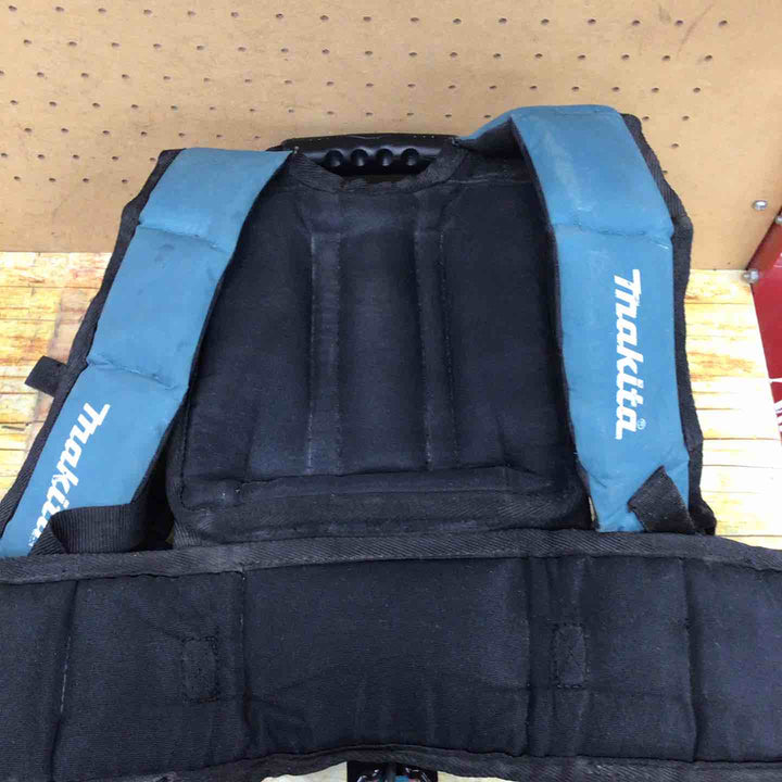 マキタ(makita) コードレス背負い集じん機 VC260DZ【川崎店】