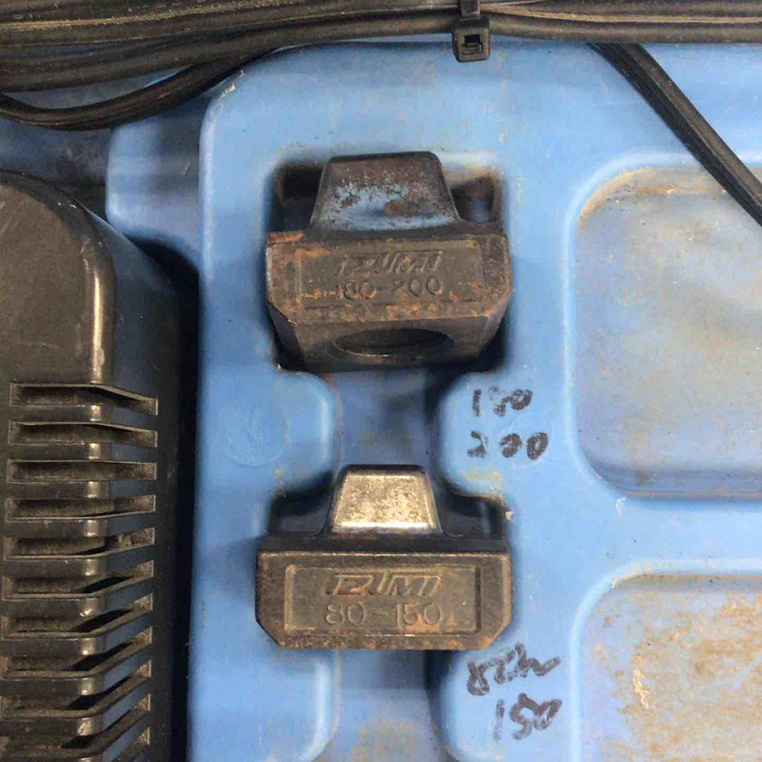 ◇泉精器(IZUMI) コードレス油圧式圧着工具 REC-200M2H【川崎店】