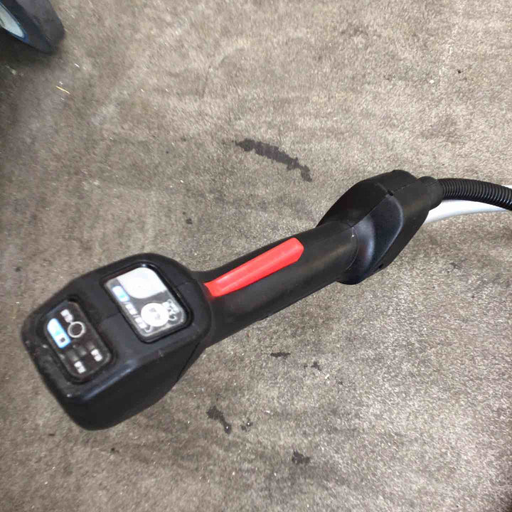 マキタ(makita) コードレス草刈機 MUR185UDZ【川崎店】