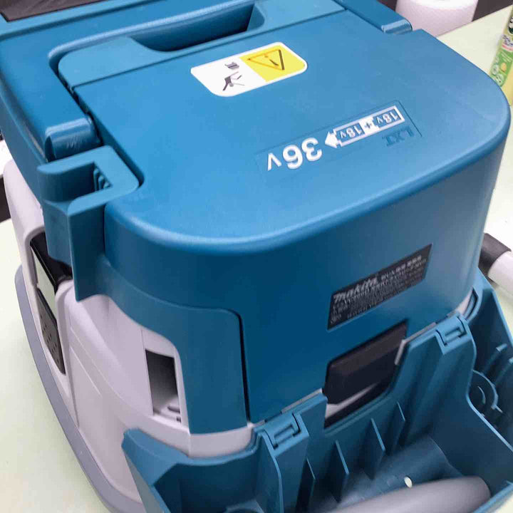 ★マキタ(makita) 乾式専用 コードレス集じん機 VC866DZ【越谷店】