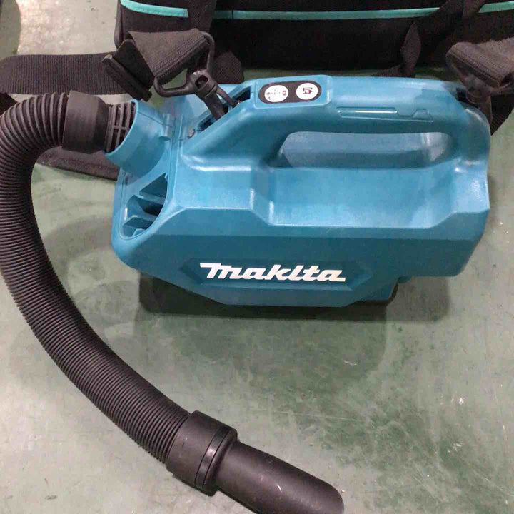 ◇マキタ(makita) コードレス掃除機(充電式クリーナー) CL121DSH【川口店】