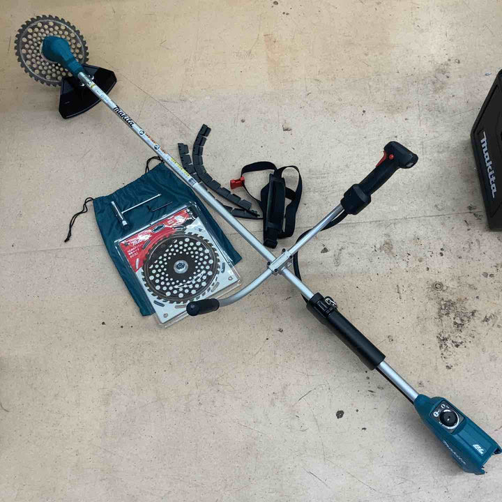 【店頭受取り限定】 マキタ(makita) コードレス刈払機 MUR142UDZ 【東大和店】